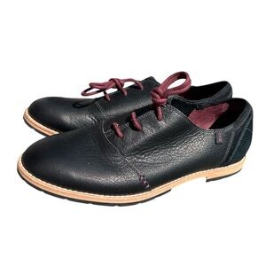 Ahnu Emery Loafers Womens 9 Black Leather Oxford Classic